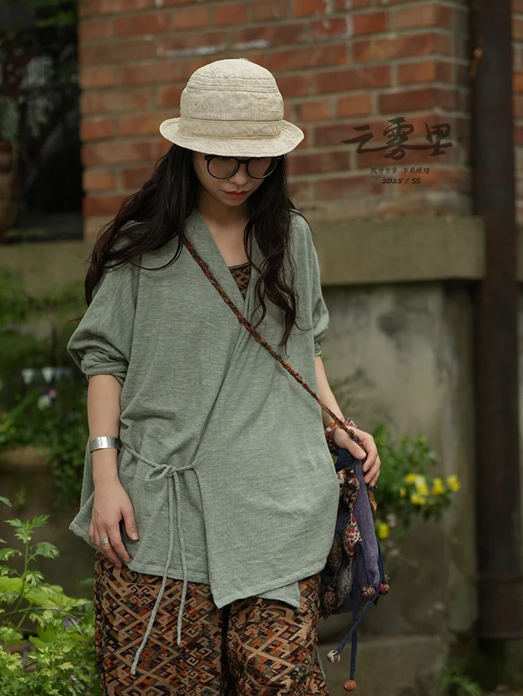 云雾里 原创设计5142复古文艺松弛感宽松随性亲肤圆机针织上衣