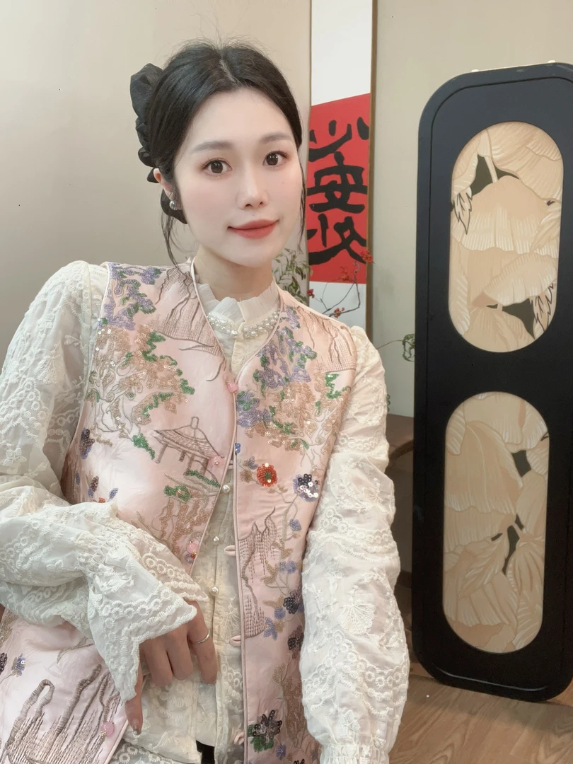 【美佳】早春新中式马甲刺绣女气质显瘦中国风时尚上衣