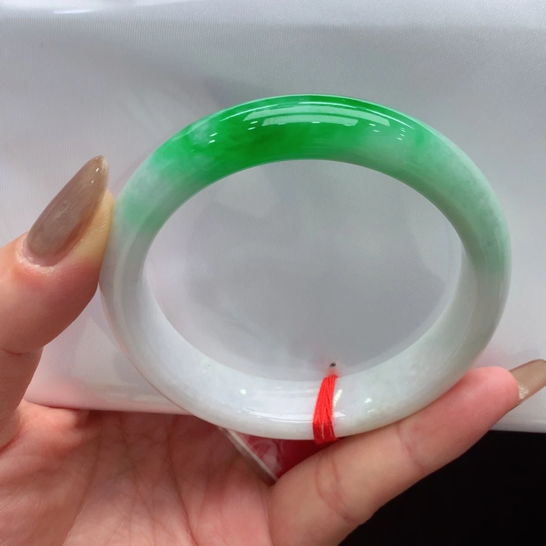 翡翠手镯未镶嵌缅甸翡翠手镯