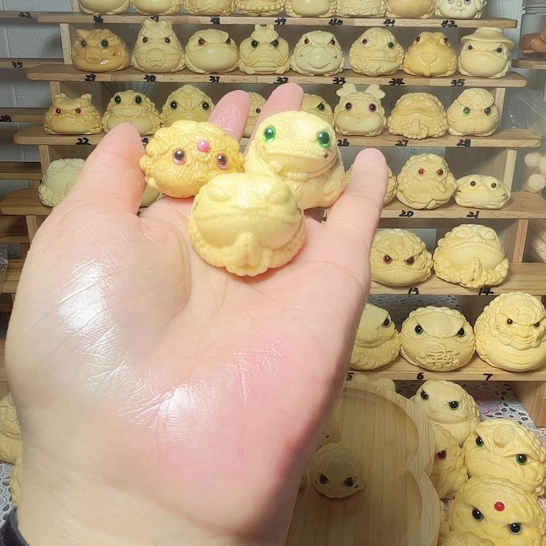 竹R****溦小金蟾三个一组