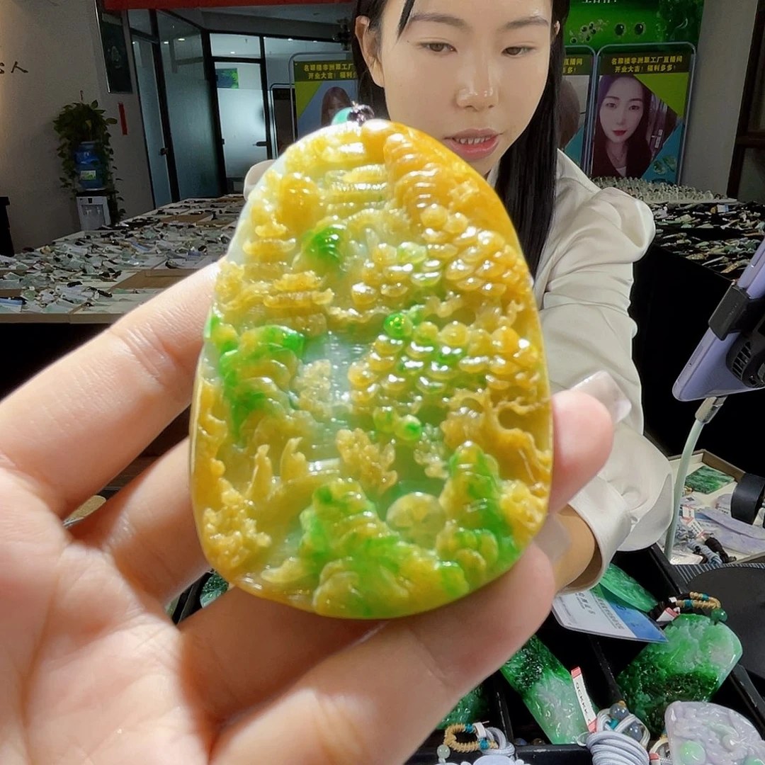 颈饰未镶嵌翡翠一