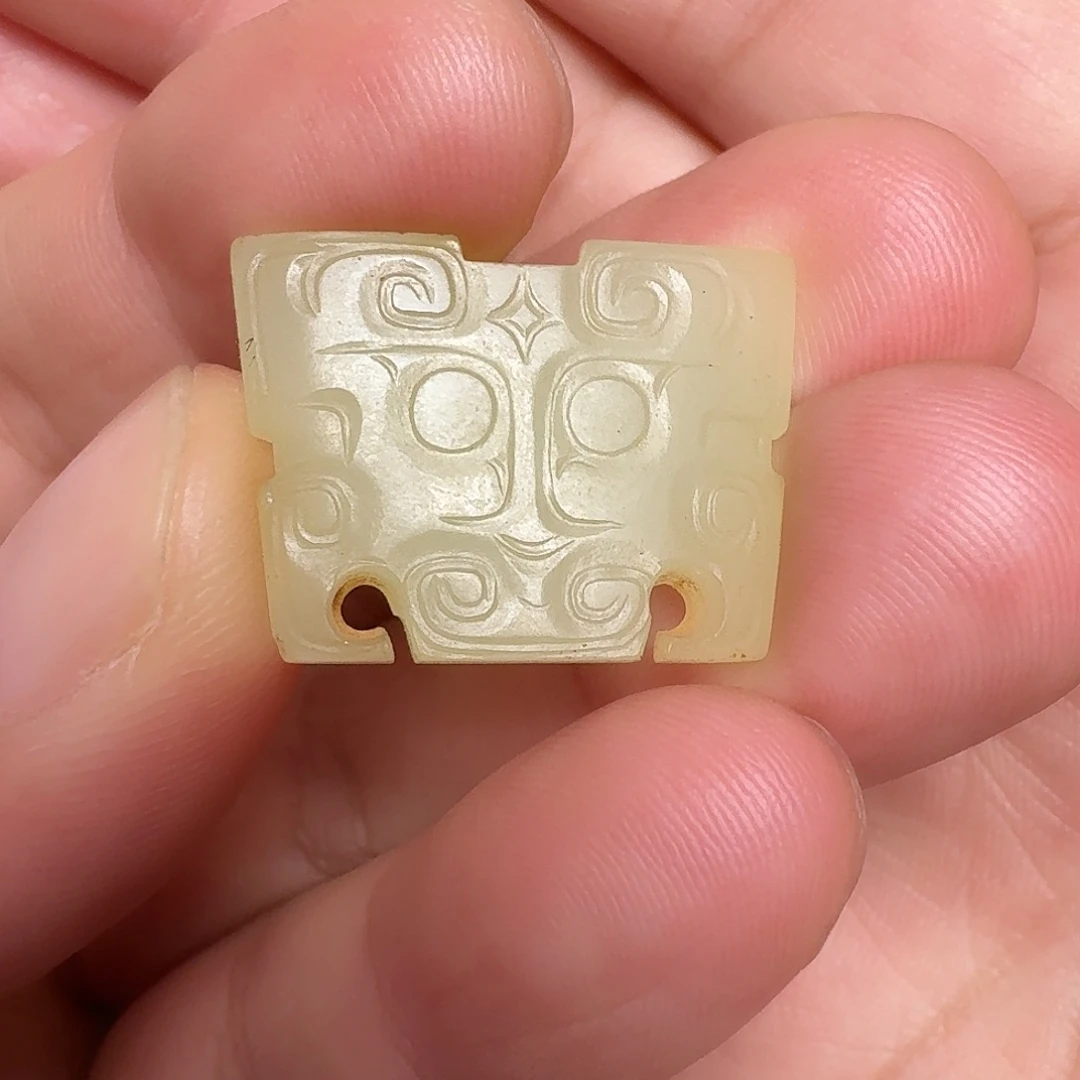 和田玉（糖玉）未镶嵌挂件