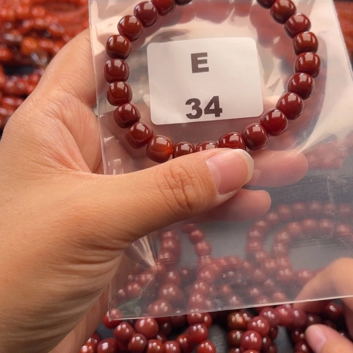 南红玛瑙未镶嵌多样性发货默认微瑕称重8+