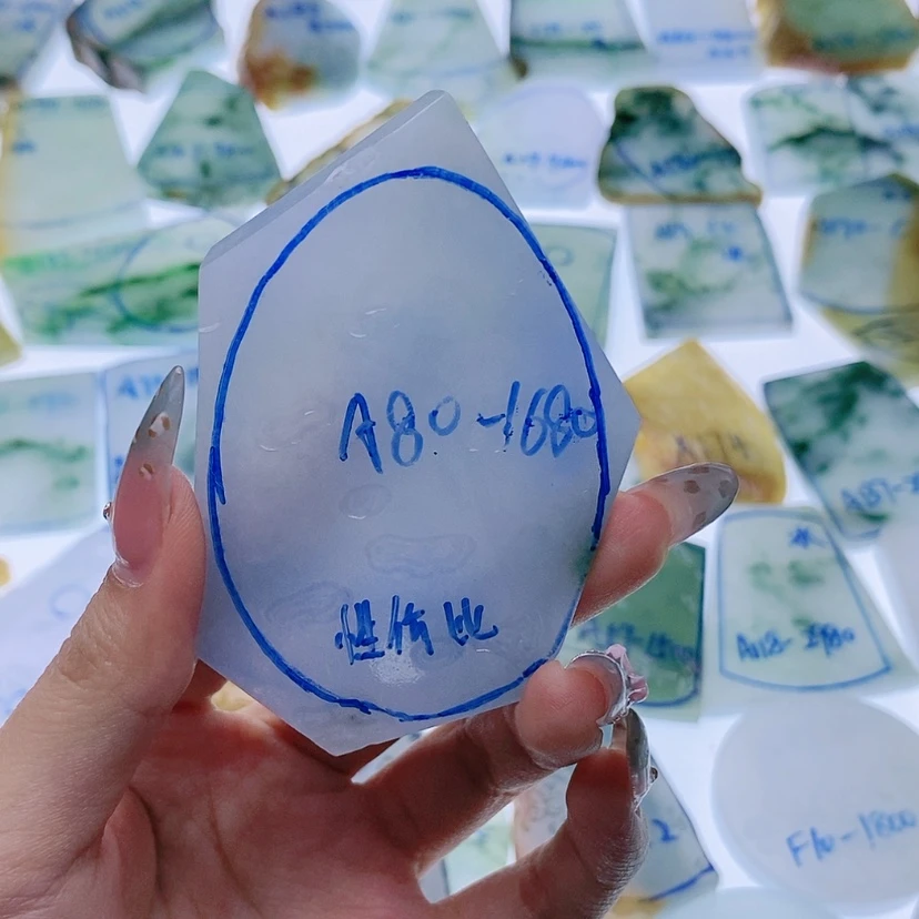 【闪购商品】未镶嵌定制翡翠青*