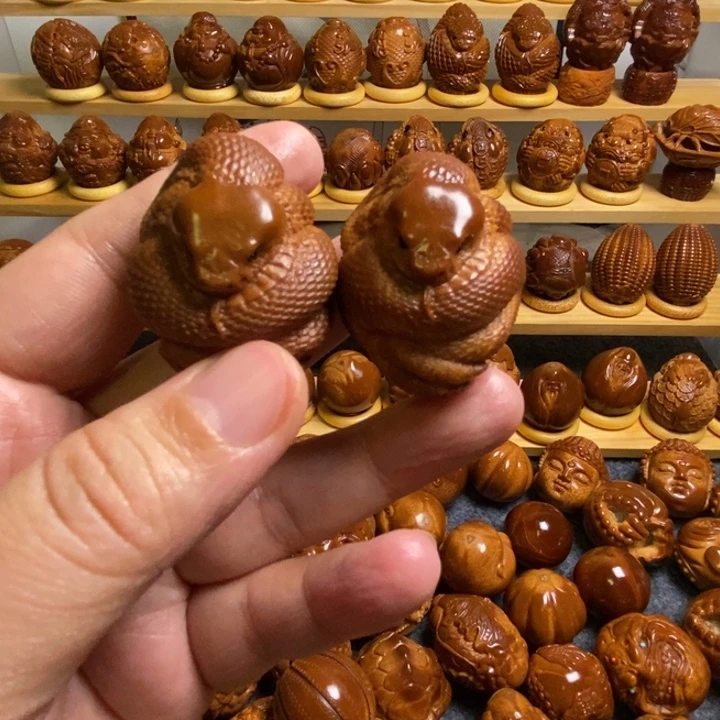 强***笑橄榄核吊坠巴西进口大橄榄核蛇