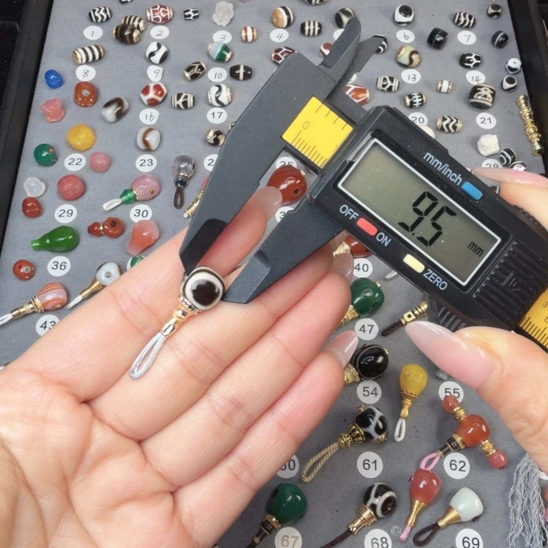 玛瑙/玉髓未镶嵌饰品