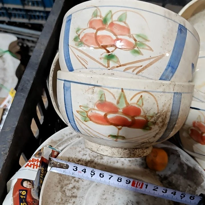 摆件陶瓷盘子碗啥都有