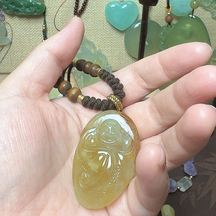 静***）蛇纹石玉未镶嵌颈饰