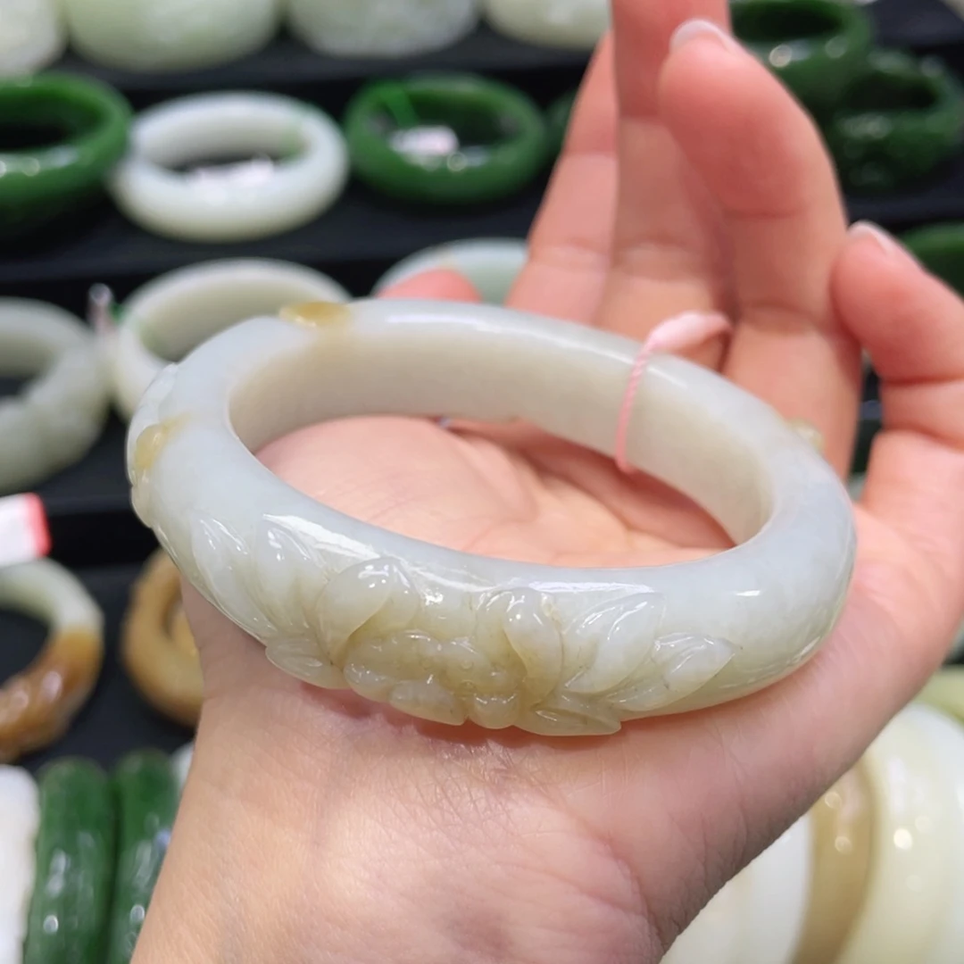 未镶嵌手镯和田玉57