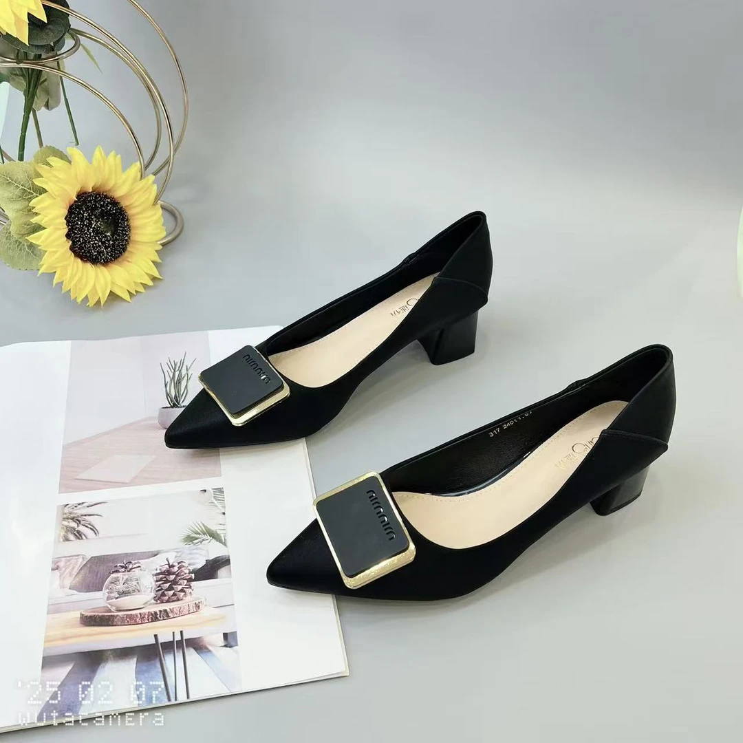 317 新款法式浅口高跟鞋女粗跟尖头百搭单鞋