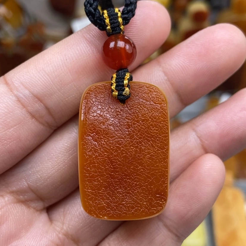 【闪购商品】琥珀颈饰未镶嵌