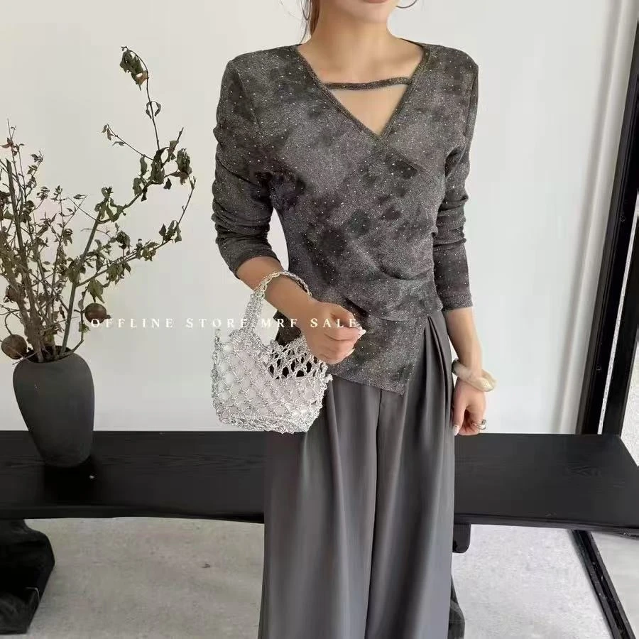 920/8812/120 早秋新款韩版时尚V领高温长袖T恤女宽松显瘦百搭