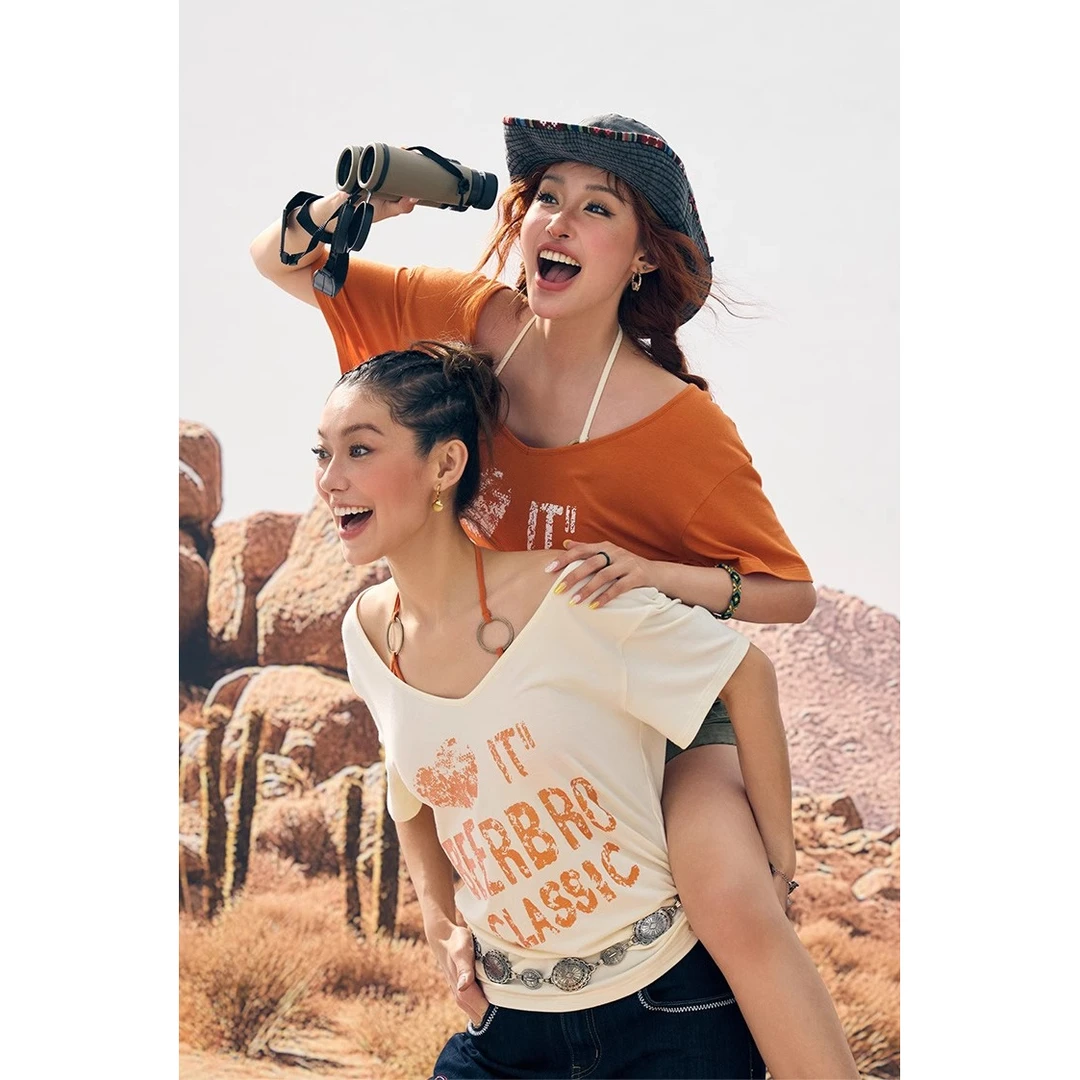 BeerBro『非洲大迁徙』宽松闪粉LOGO撞色T恤带胸垫两件套女夏季