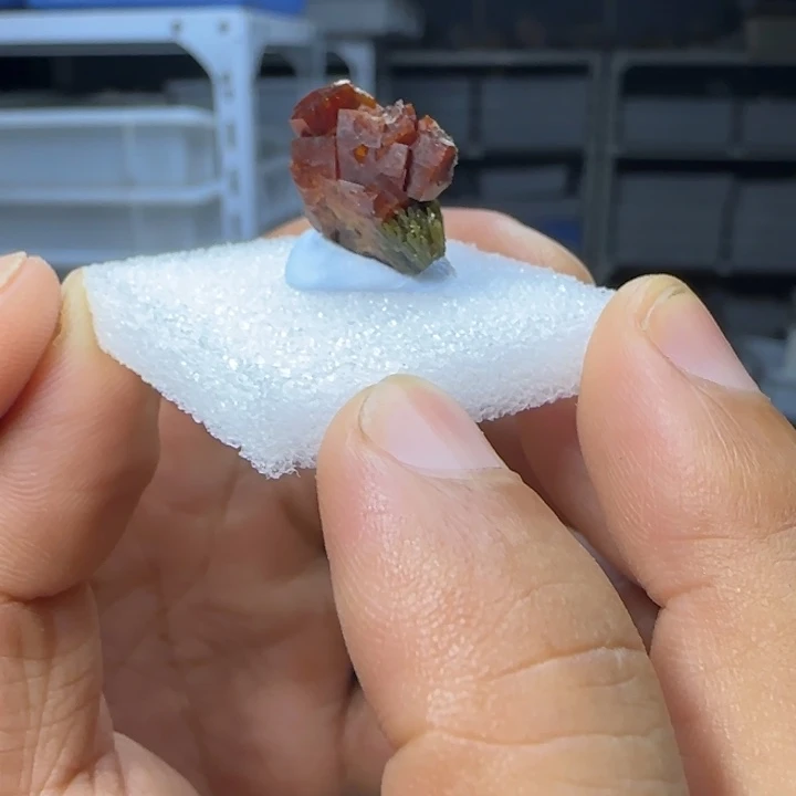昌化石印石原石料菱沸绿联共生