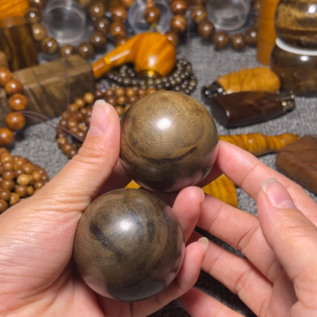 金丝楠阴沉木保健球