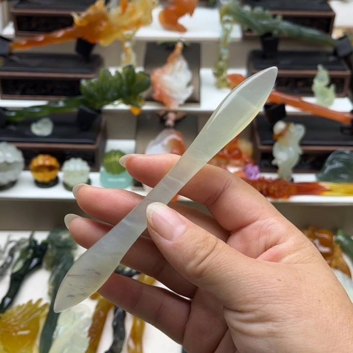 蛇纹石玉未镶嵌岫玉发簪