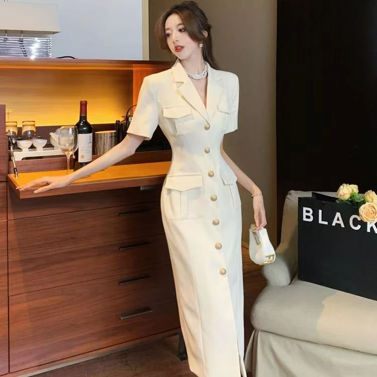 气质名媛西装连衣裙女2025夏新款高级感御姐范收腰显瘦单排扣裙子