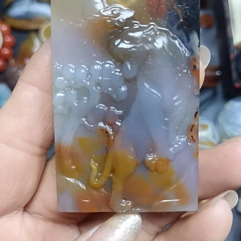 玛瑙/玉髓未镶嵌牌子