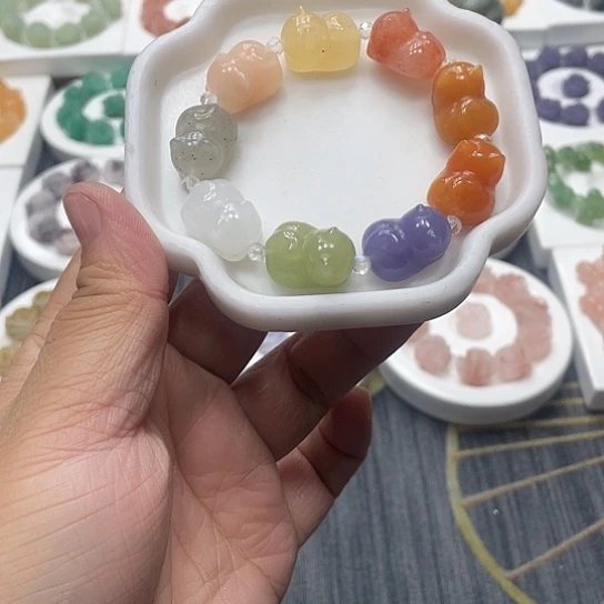 石英质玉（非洲翠）合金手串