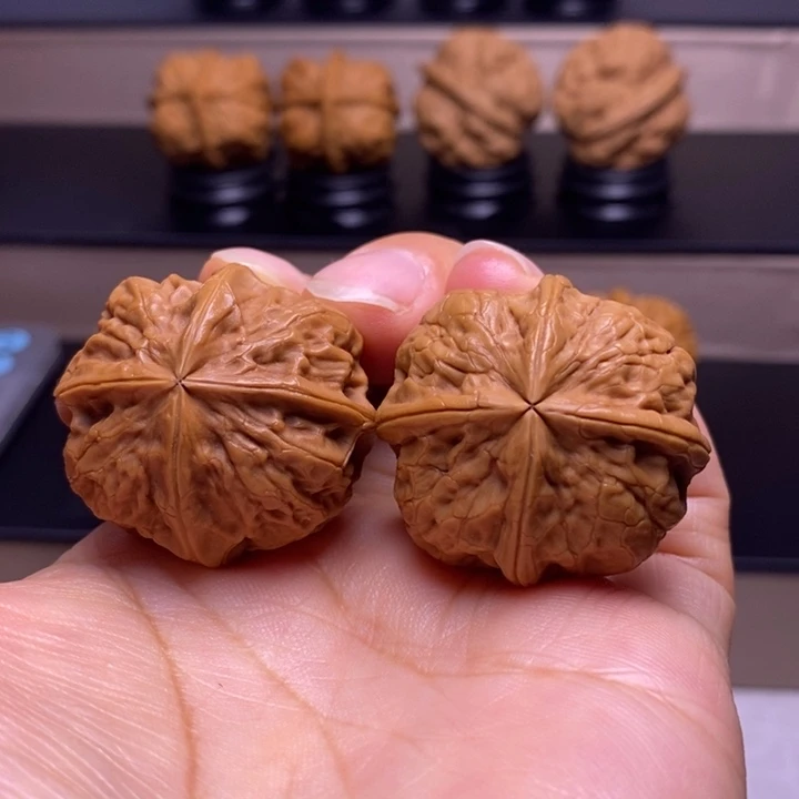 把件文玩核桃聚宝盆四楞28
