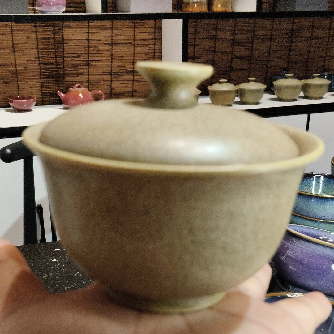 纯手工豆青色盖碗