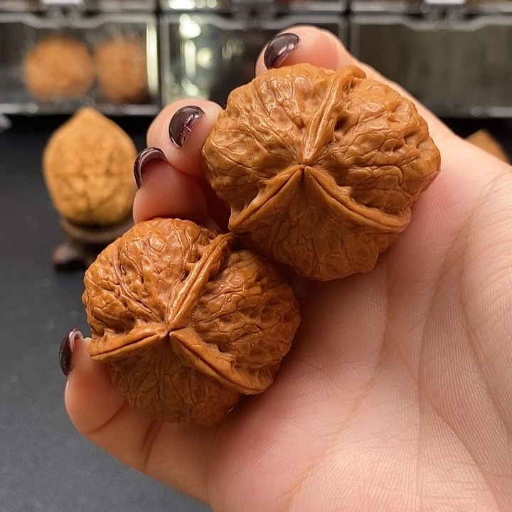 祥***和吊坠文玩核桃三棱