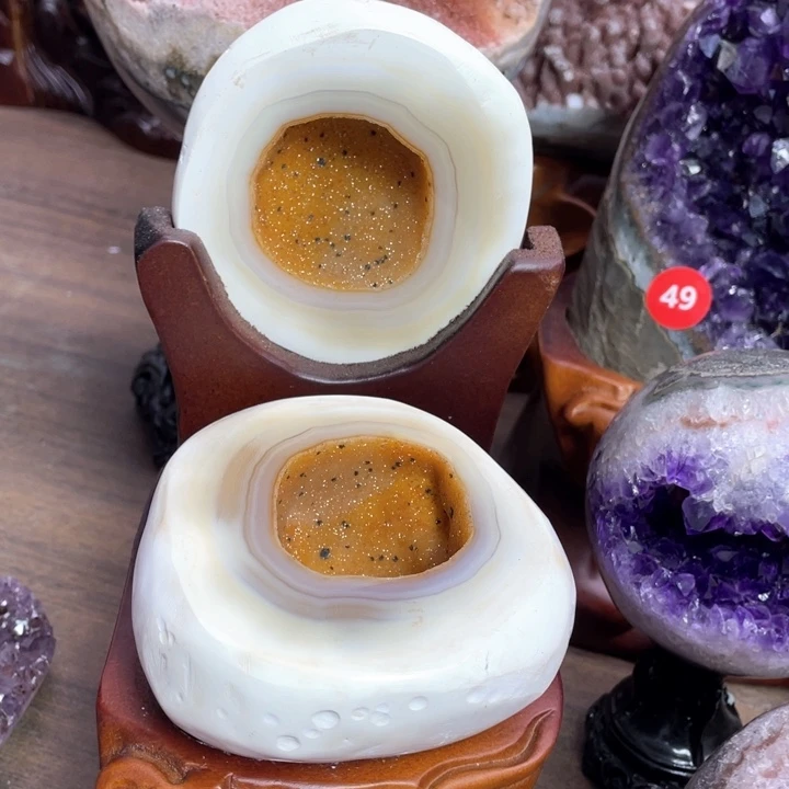 水晶摆件未镶嵌捡漏