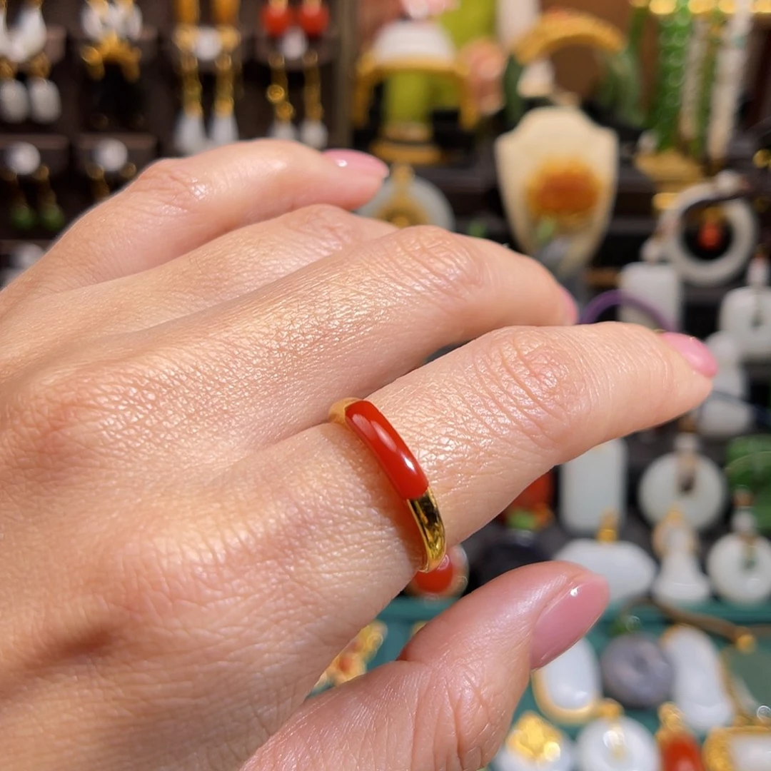 南红玛瑙戒指18K金镶嵌