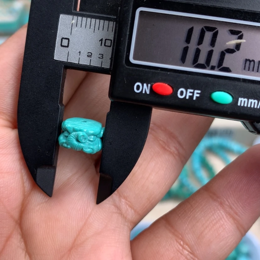 【闪购商品】绿松石未镶嵌雕刻