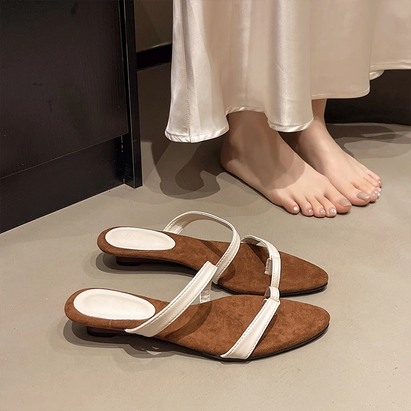 法式绝美气质仙女风晚晚套趾女士凉拖2025夏季新款尖头一字凉拖鞋