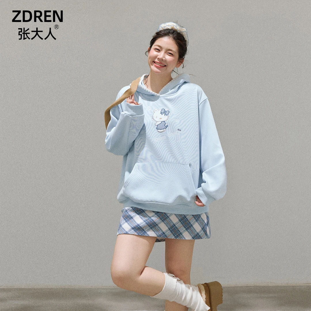 张大人【巴黎暮色】大码女装微胖妹妹凯蒂猫刺绣连帽卫衣半裙套装