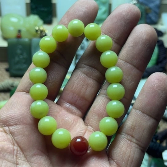 和田玉（糖玉）未镶嵌颈饰