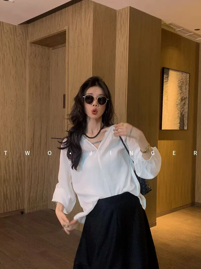 二静子 极简约静奢『实力派』穿上就不想脱下的轻薄舒适衬衫CX2155