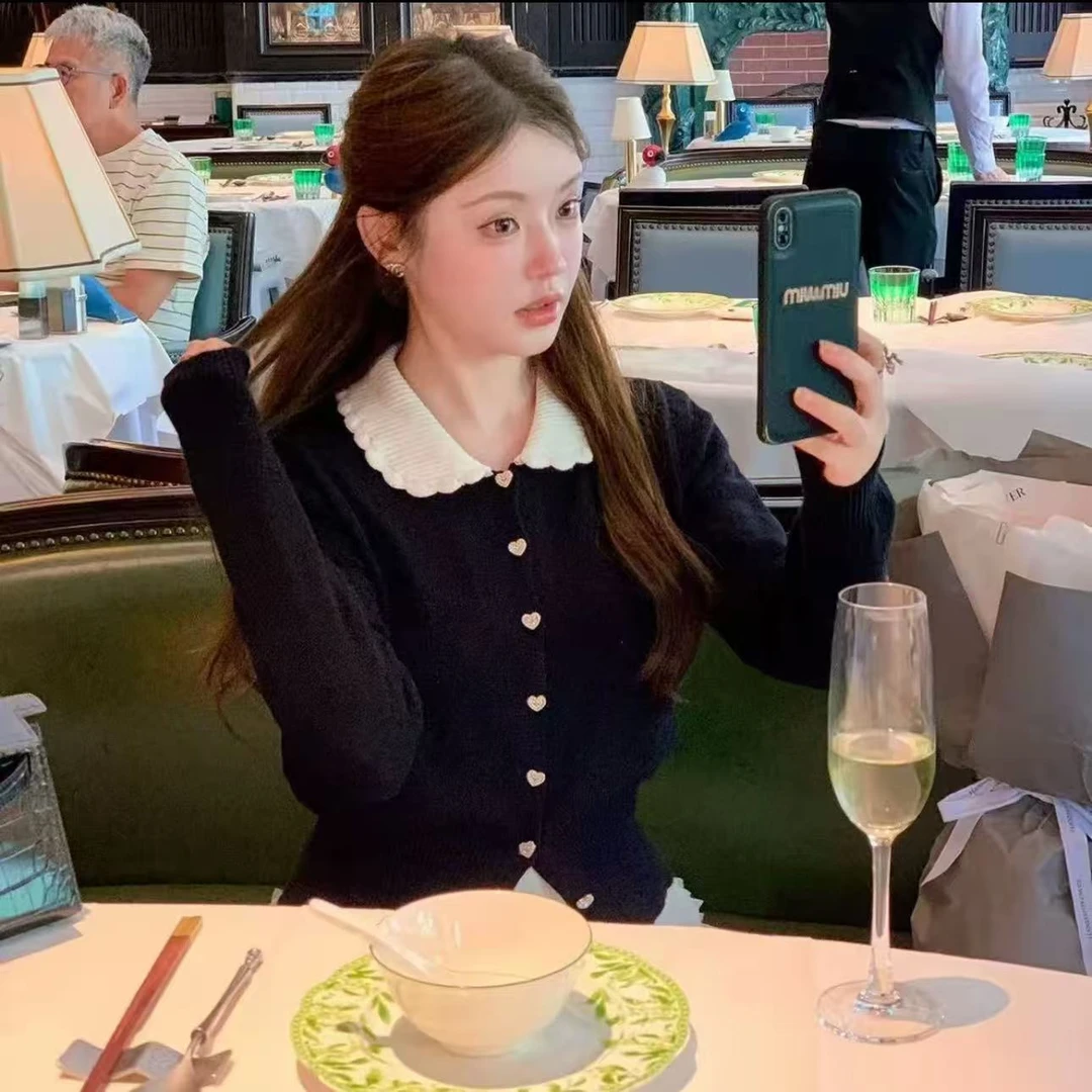 （G691）2025秋冬新款大码撞色减龄娃娃领针织开衫女短款毛衣潮