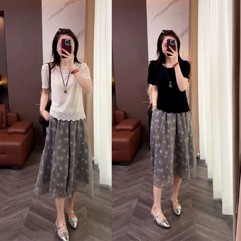 夏季巨好看洋气减龄一整套圆领格子镂空短袖上衣休闲半身裙两件套