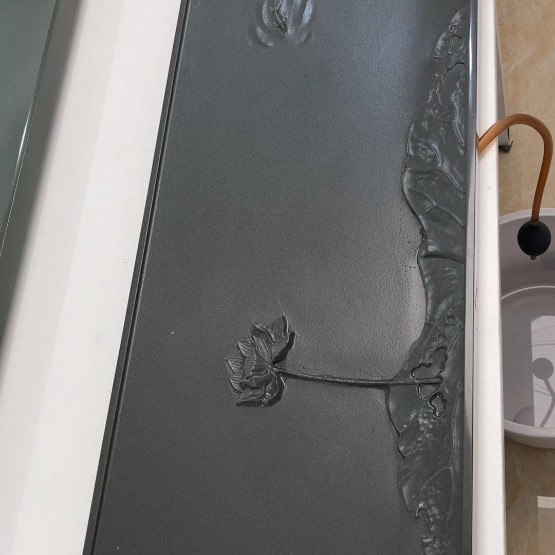 乌金石有余带边框70*30*3尺寸，排水管改左边