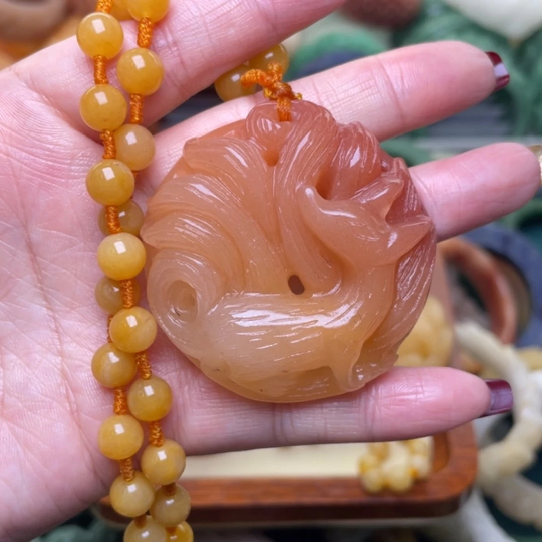 【闪购商品】颈饰未镶嵌石英质玉