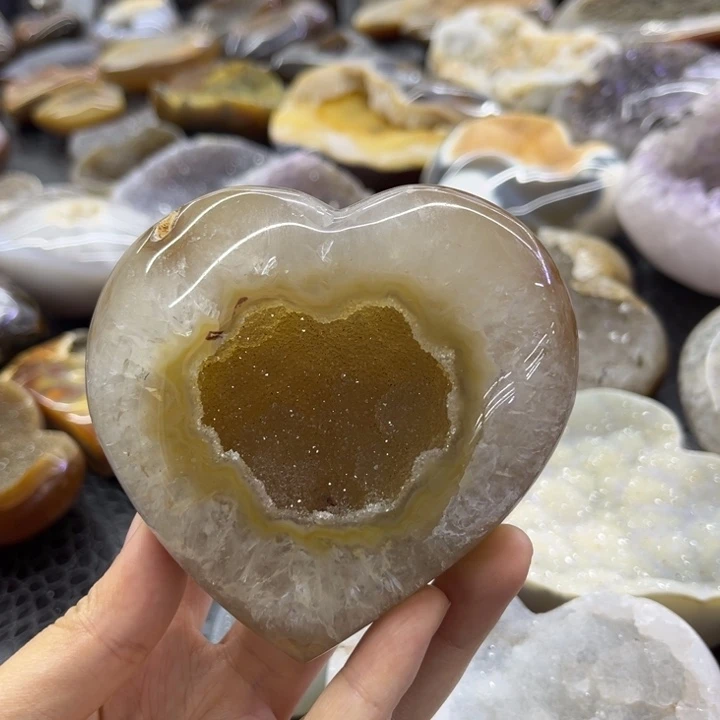 水晶珠宝半成品未镶嵌