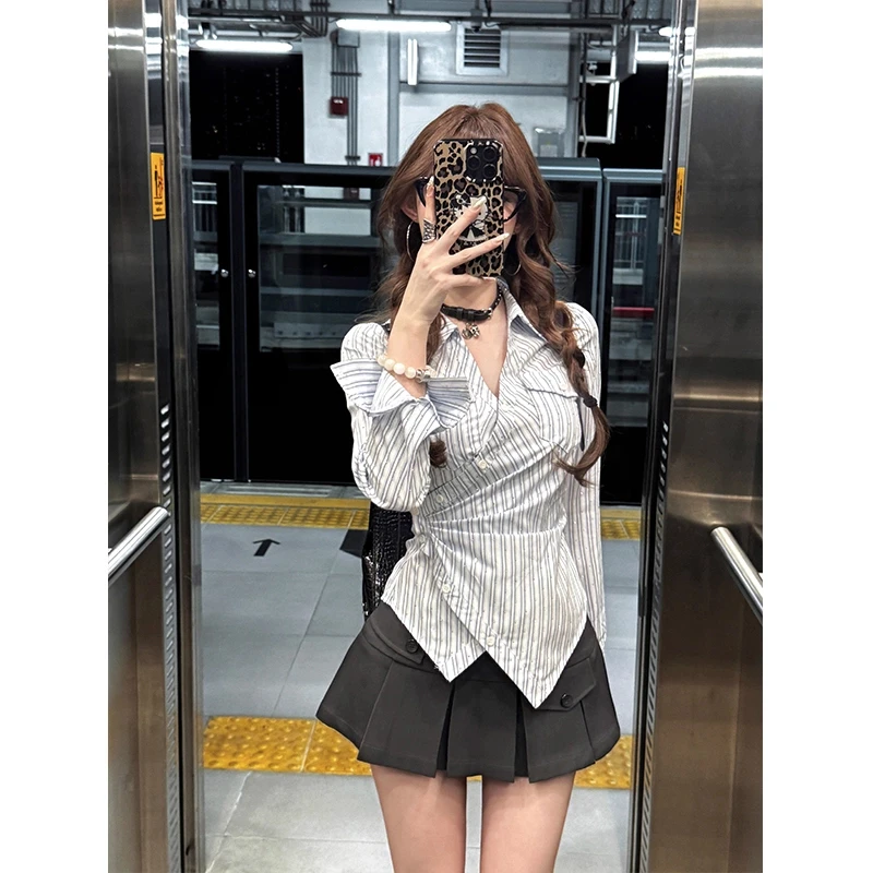 2025春季新款蓝色条纹烫钻长袖v领衬衫女学院风掐腰衬衣