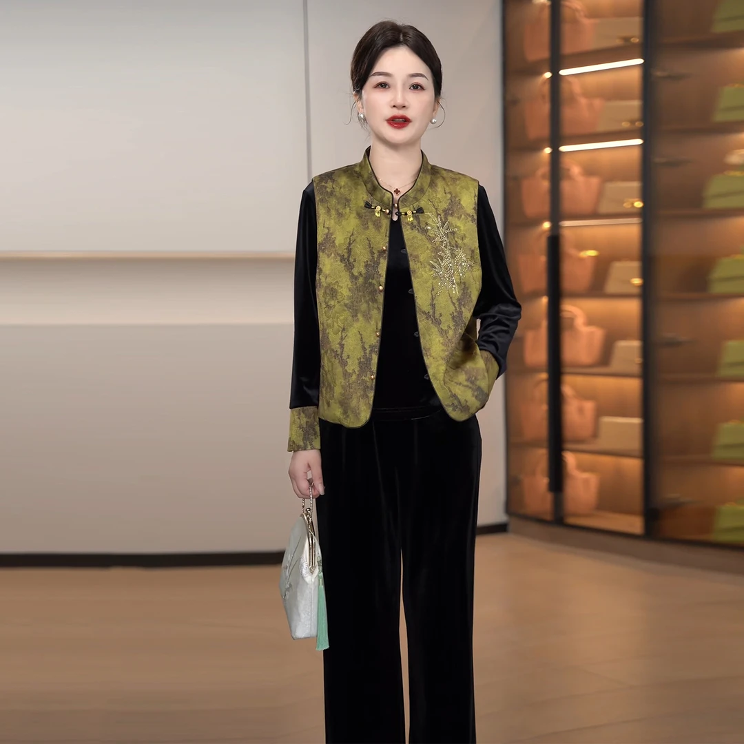 妈妈装新中式国风气质盘扣套装春秋新款显瘦洋气金丝绒复古三件套