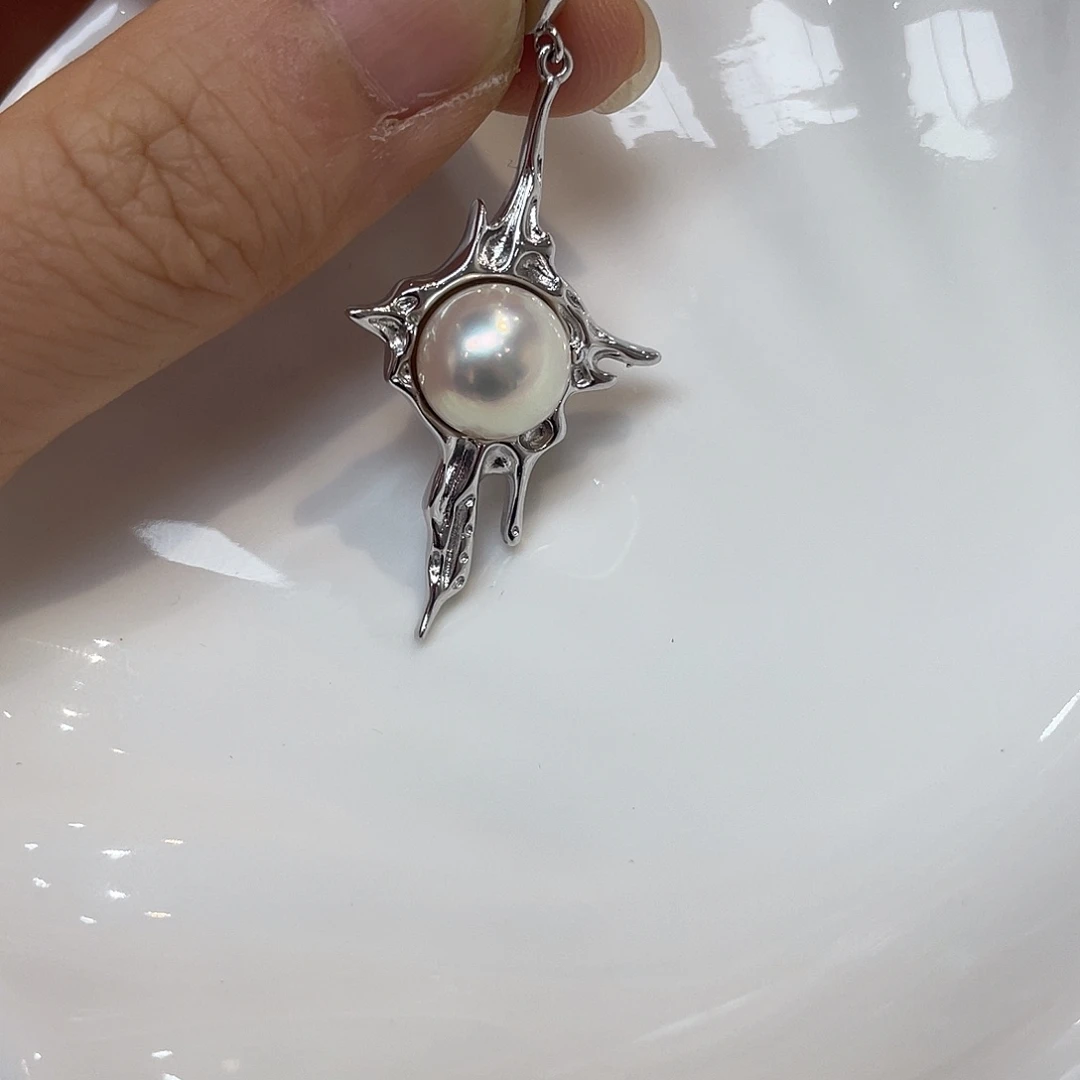 银S925镶嵌吊坠(不含链)海水珍珠