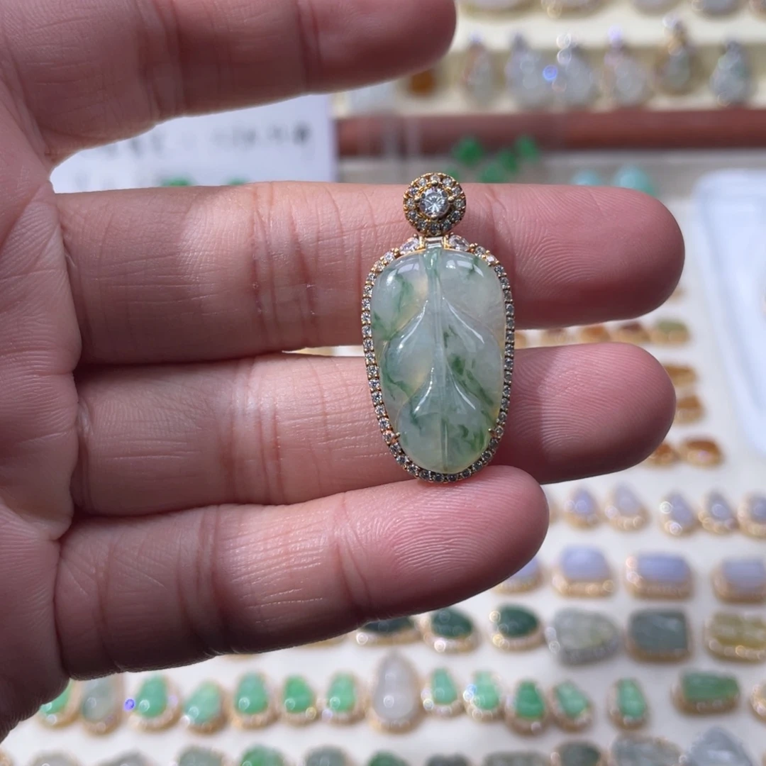 翡翠银S925镶嵌颈饰