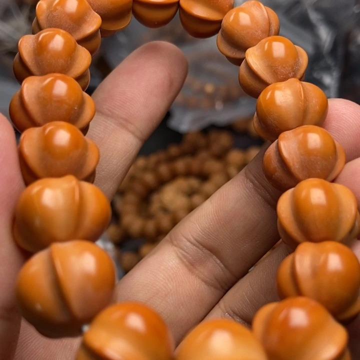 猴头核桃吊坠你就不要