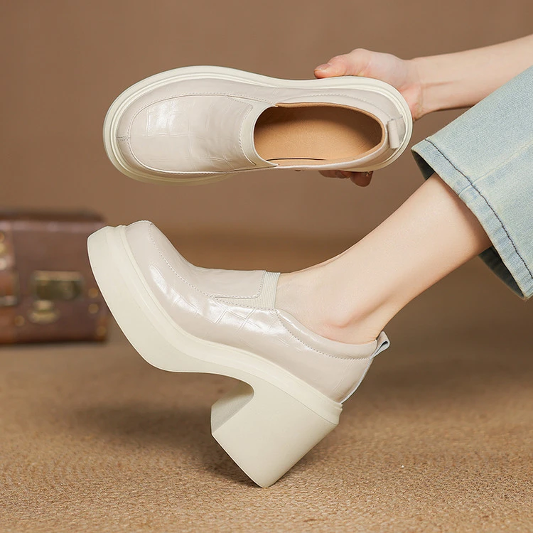 春季新款超高跟10厘米小个子增高厚底乐福鞋白色羊皮粗跟小皮鞋女