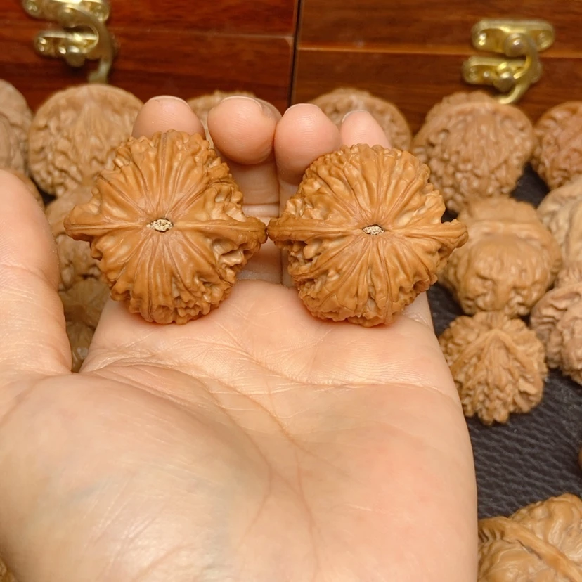 【闪购商品】吊坠文玩核桃心*磨盘39