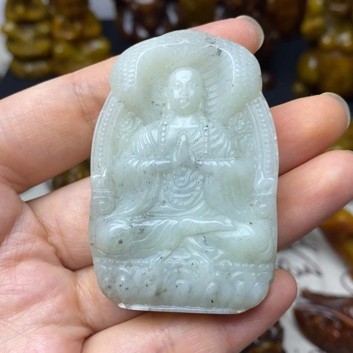未镶嵌蛇纹石玉颈饰22