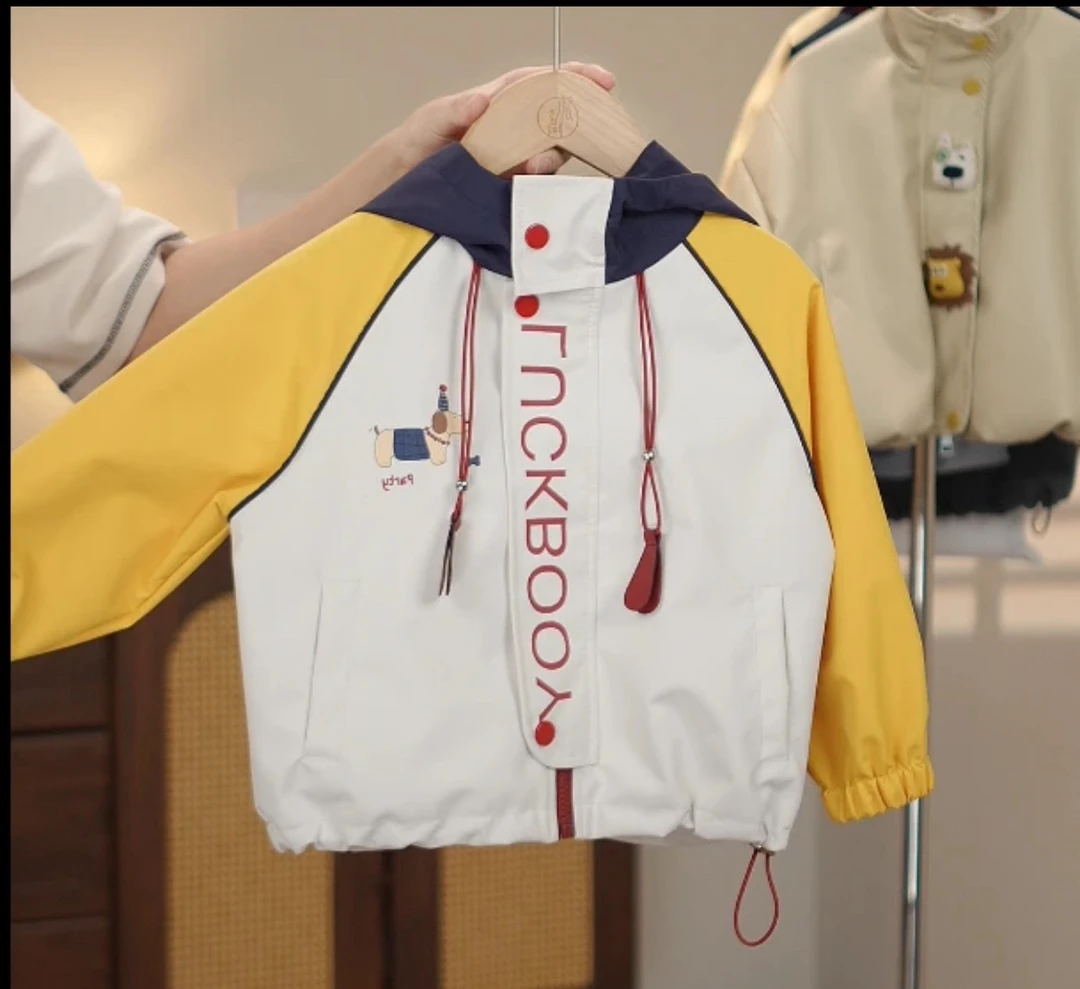 女普通连帽春季男童洋气拉链运动秋季薄款儿童潮酷痞帅童装外套