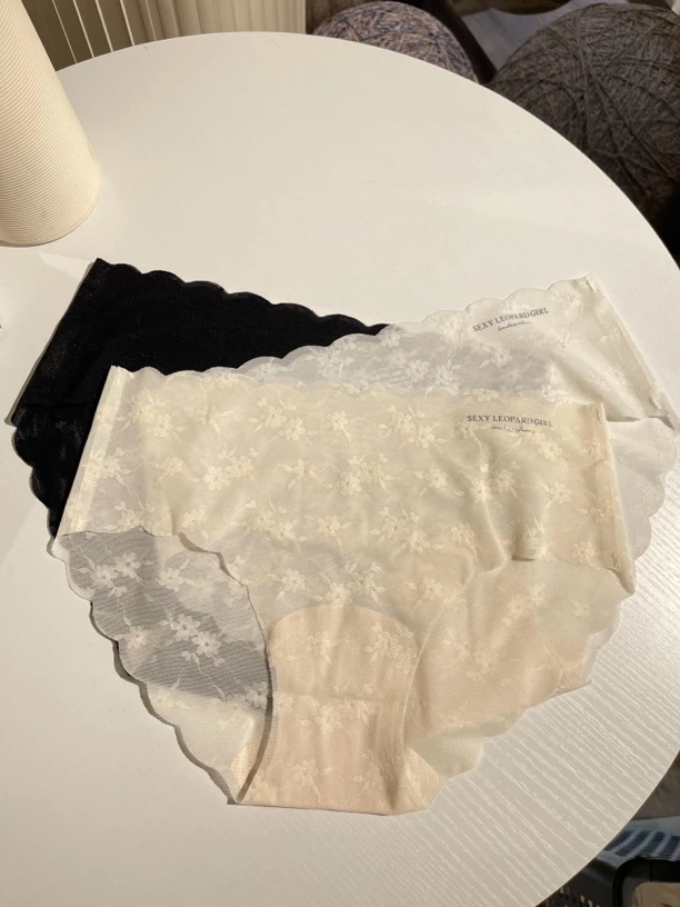 三条装 海棠筏 夏季中低腰维秘无痕速干提花女士内裤