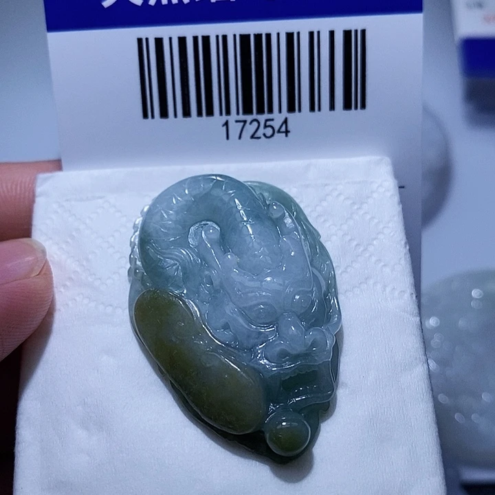 翡翠未镶嵌颈饰天光墟翡翠市场现金代购
