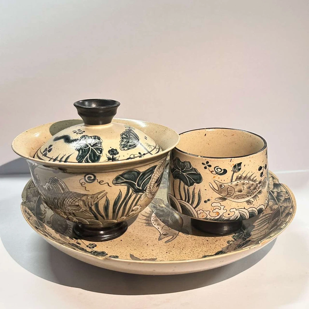 新01041海藻鱼纹盖碗+壶承+杯